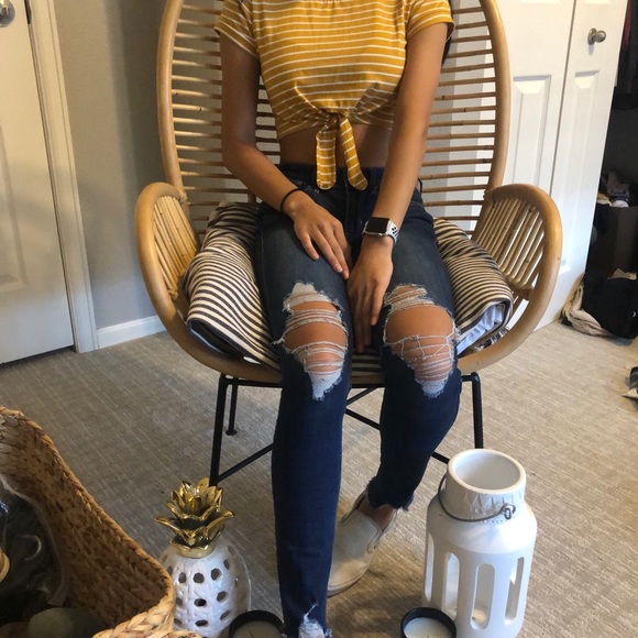 White and yellow stripe crop top - Picture 4 of 4